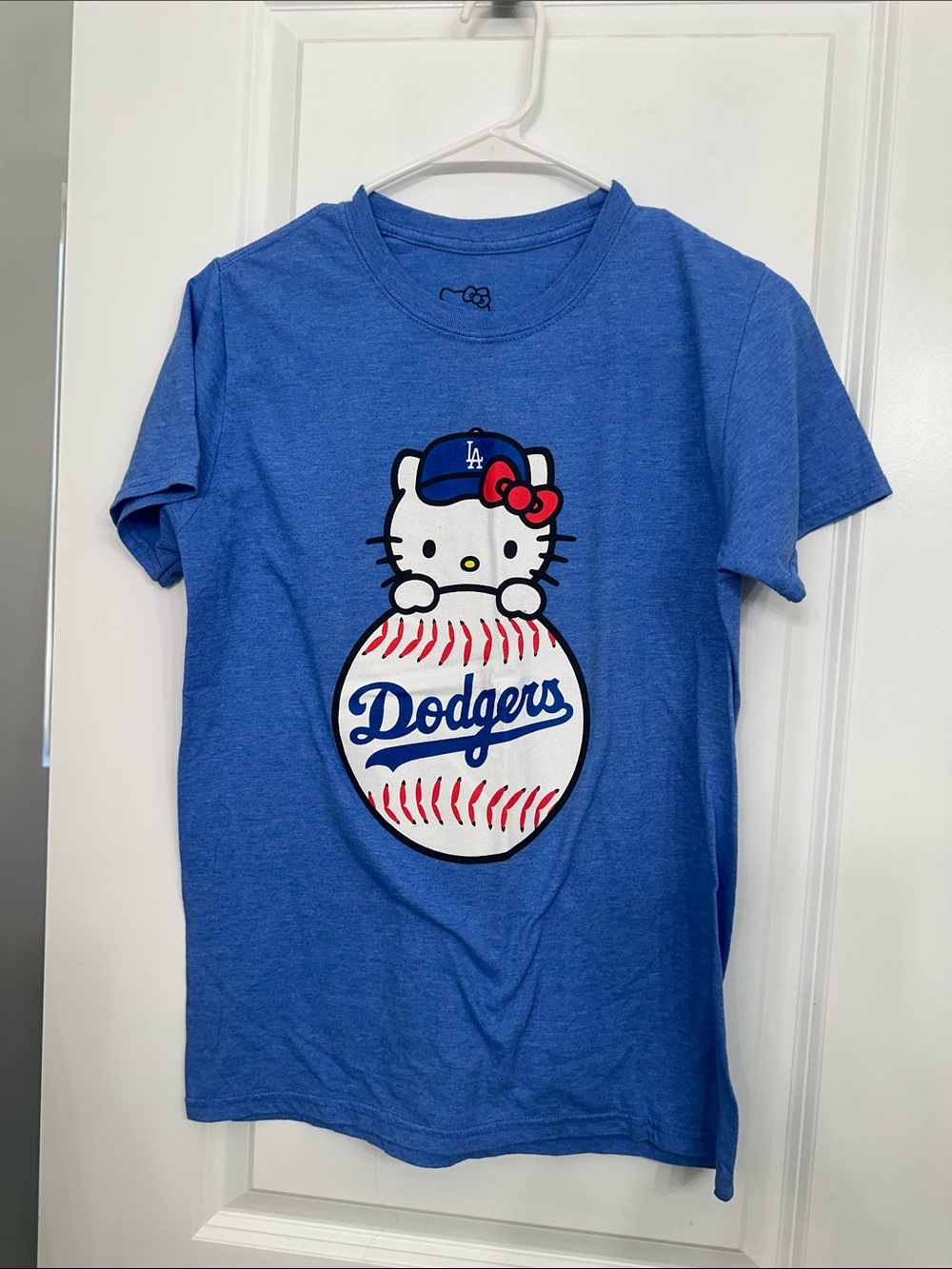 Hello Kitty Dodgers Blue Kids Graphic Tee sz Small